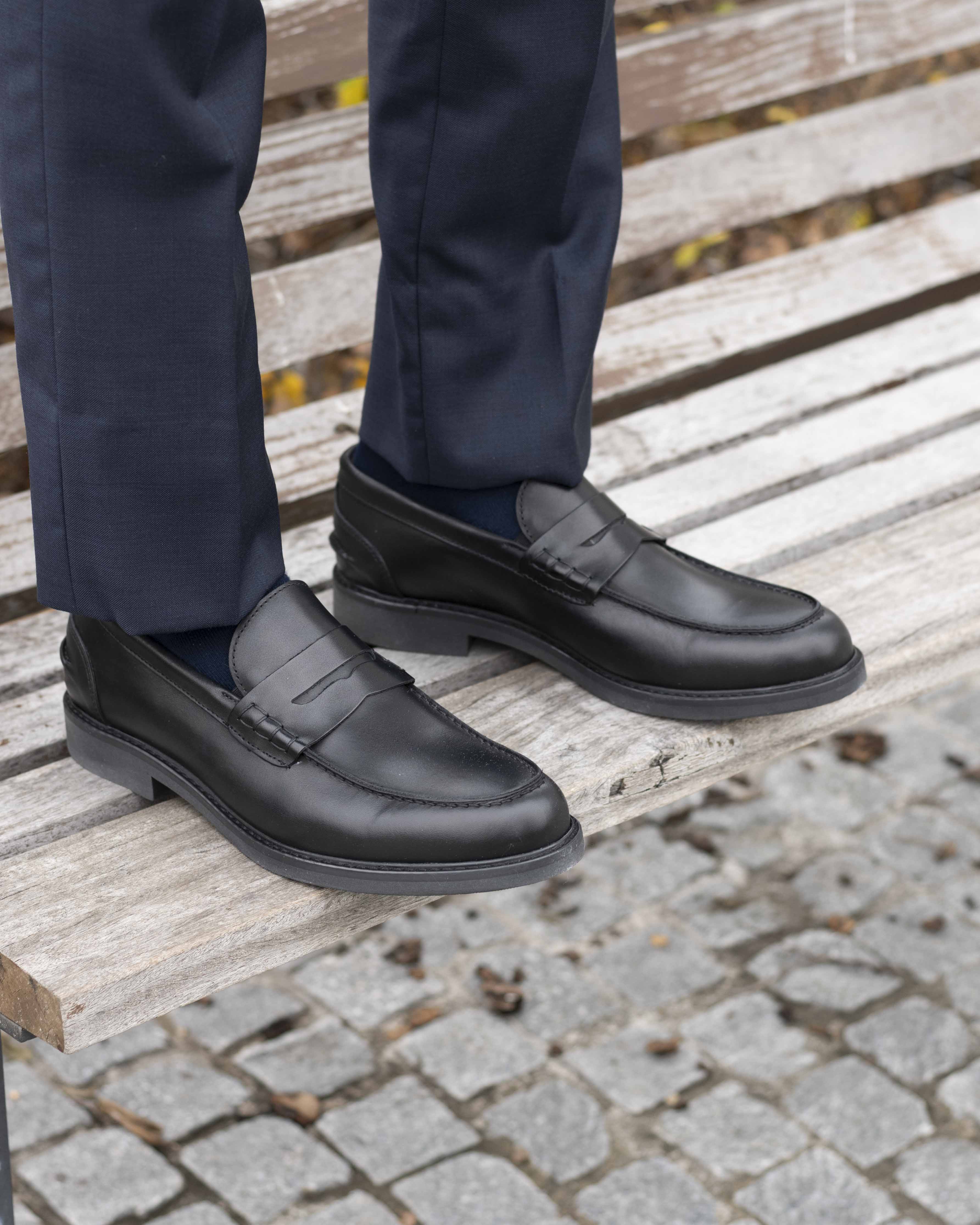 Bas en caoutchouc mocassin noir