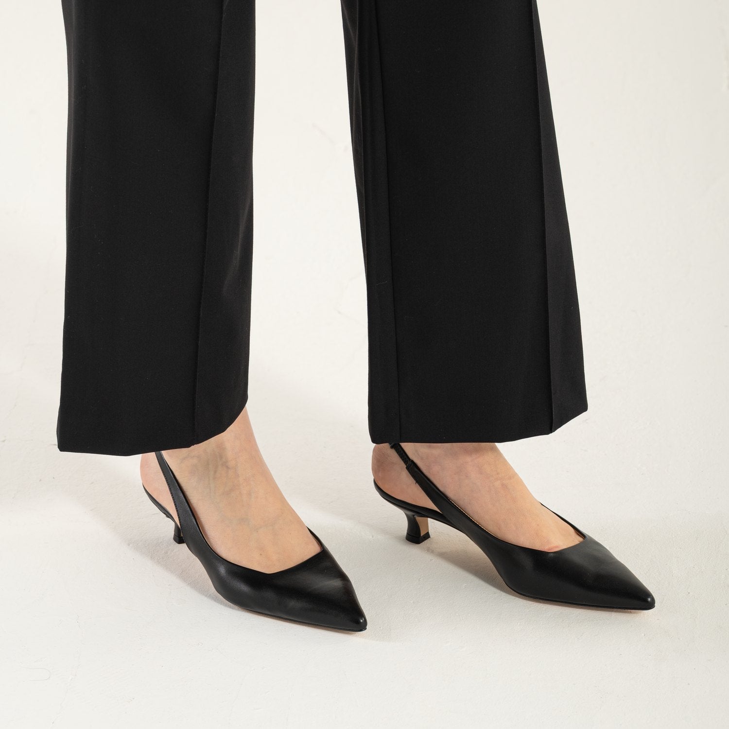 Scarpe Made in Italy Tacco Basso Colore Nero