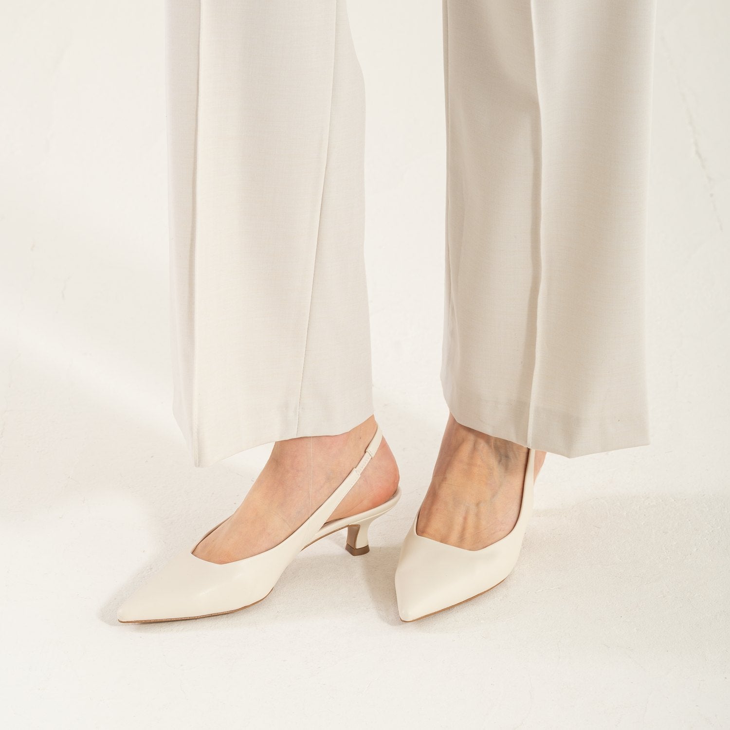 Scarpe Made in Italy Tacco Basso Colore Off White