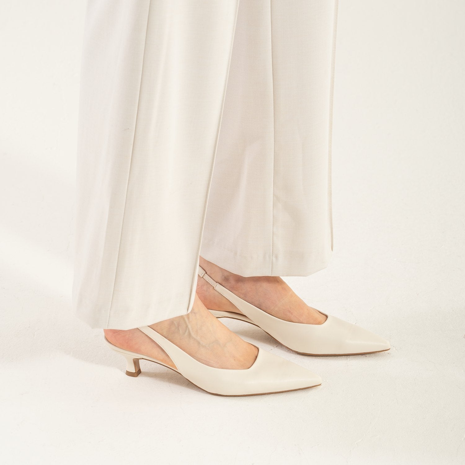 Scarpe Made in Italy Tacco Basso Colore Off White
