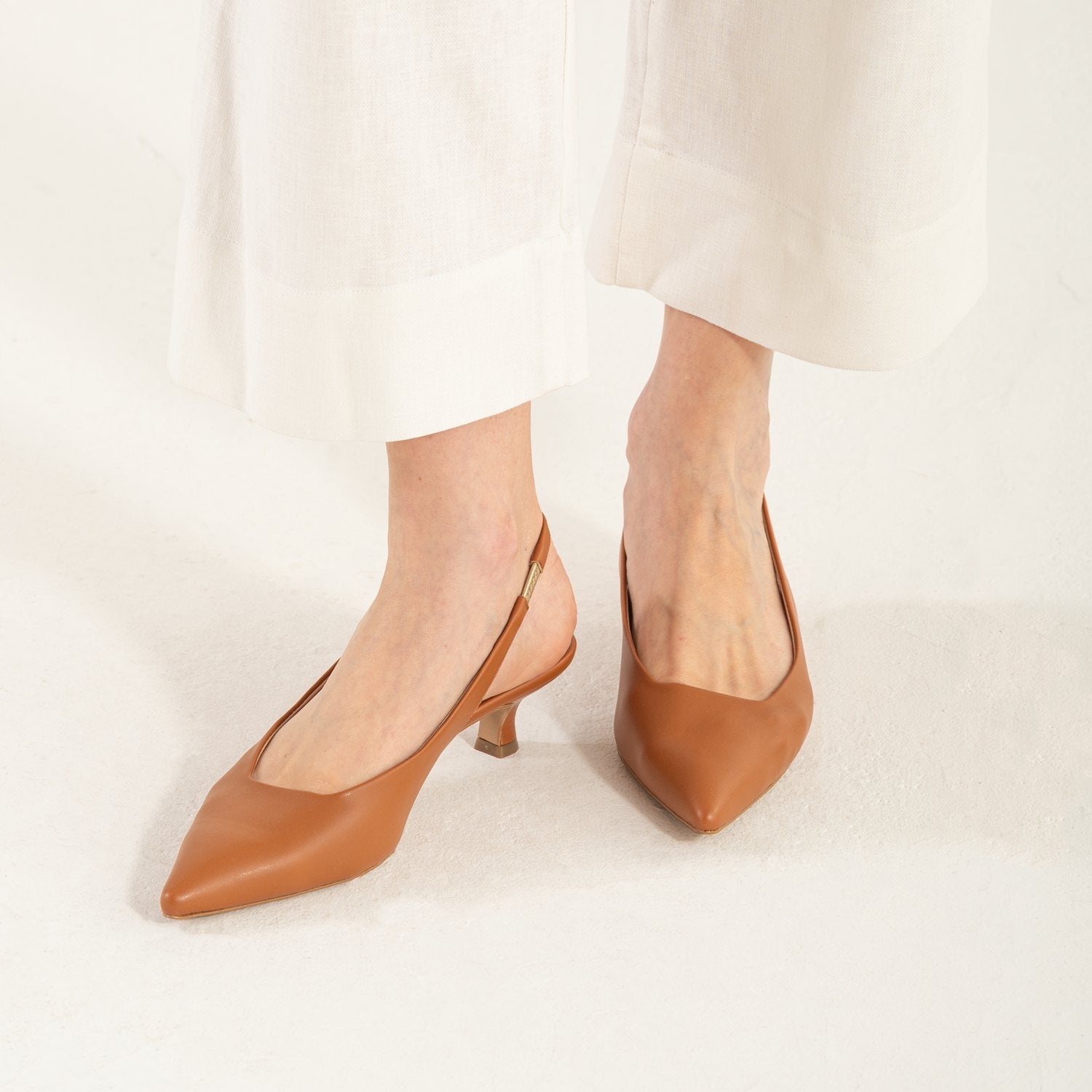 Scarpe Made in Italy Tacco Basso Colore Cuoio