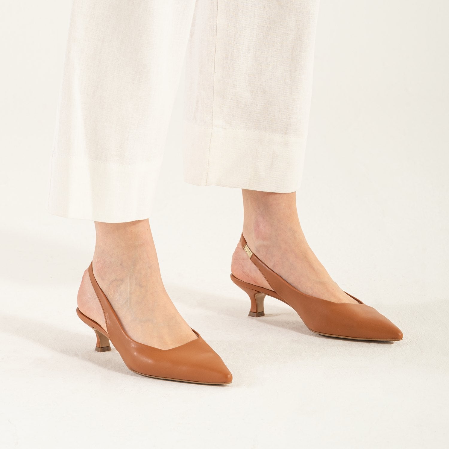 Scarpe Made in Italy Tacco Basso Colore Cuoio