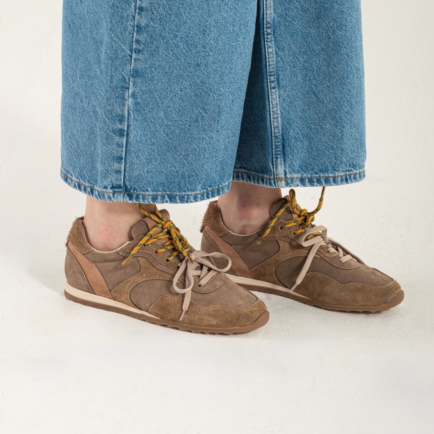 Sneakers Camel