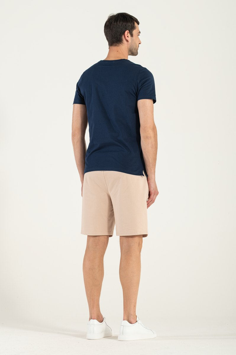 Bermudas beige más beige