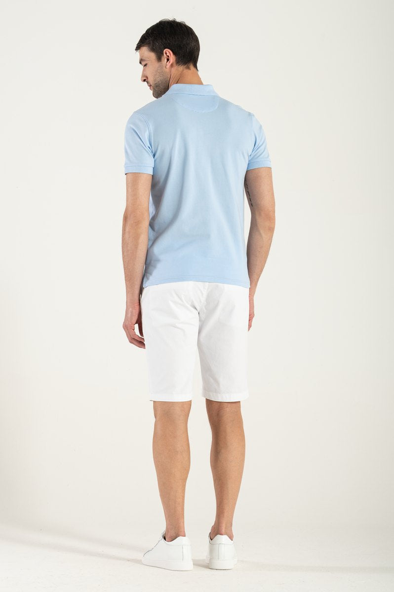 Polo bleu clair à manches courtes