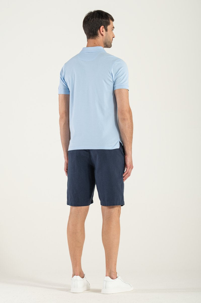 Polo bleu clair à manches courtes