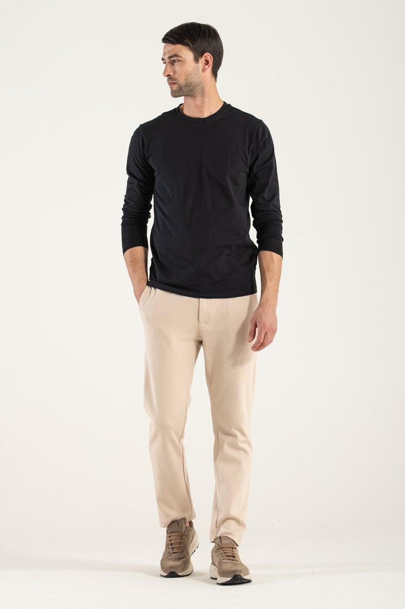 T-shirt noir à manches longues