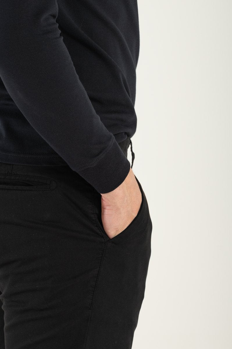 Pantaloni de vară negri de primăvară