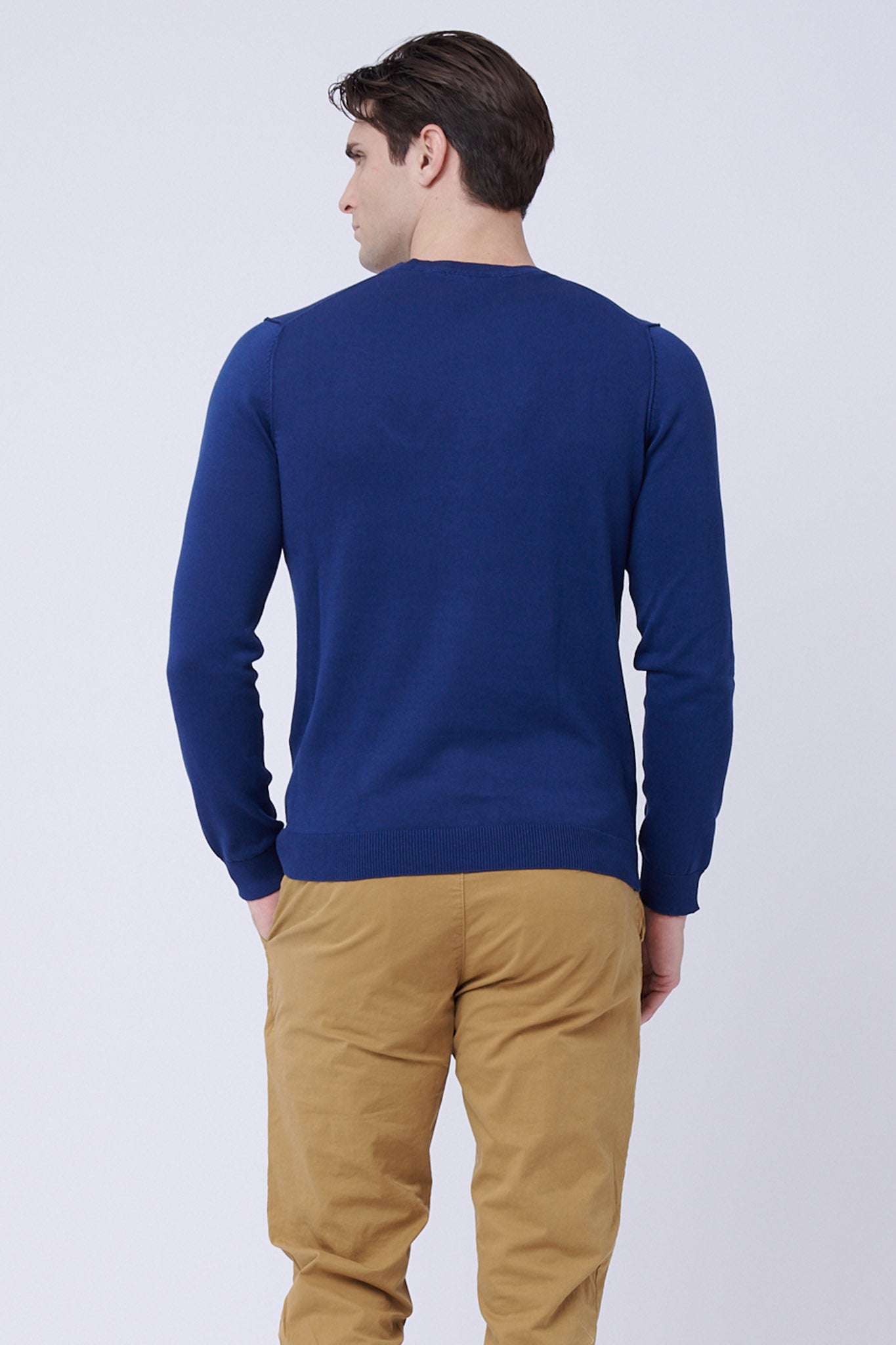 Pull en coton bleu roi
