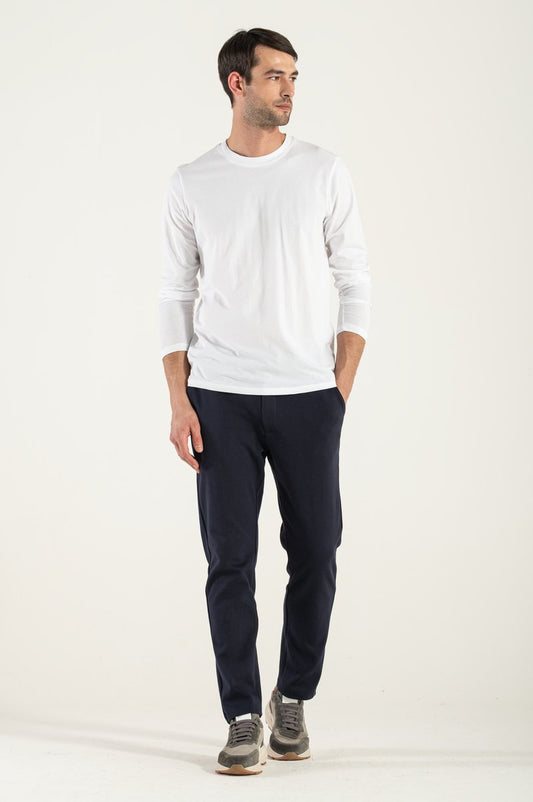 Weißes Langarm-T-Shirt